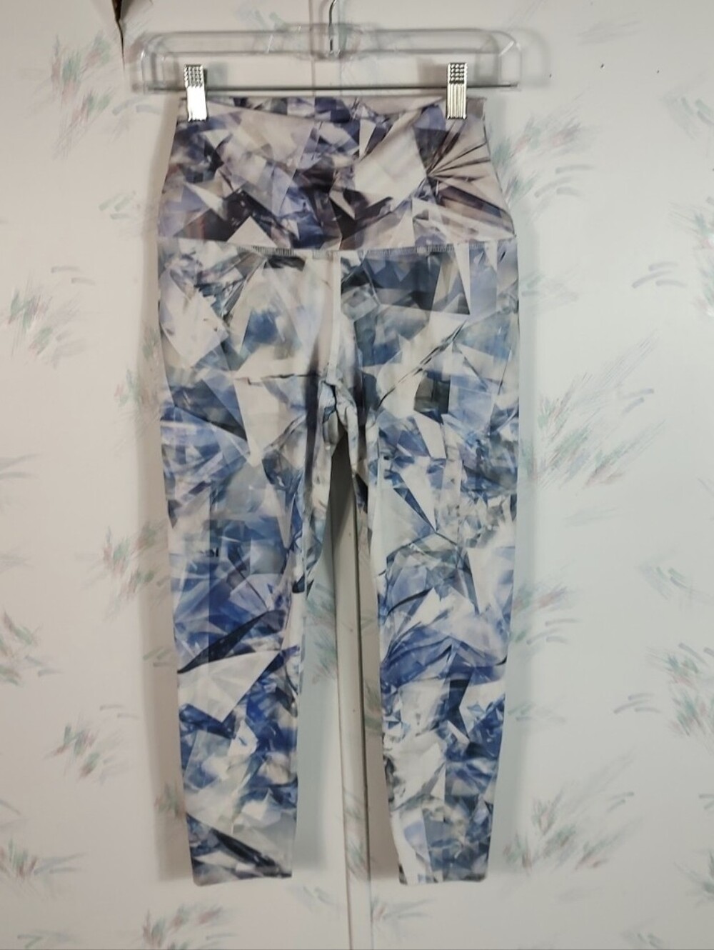 Women's Evolution and Creation Geometric Diamond Print Leggings M Blue White